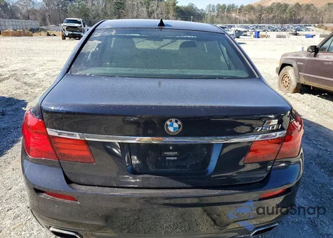 2015 BMW 750 I z USA, uszkodzony, nr VIN WBAYA8C58FD825448